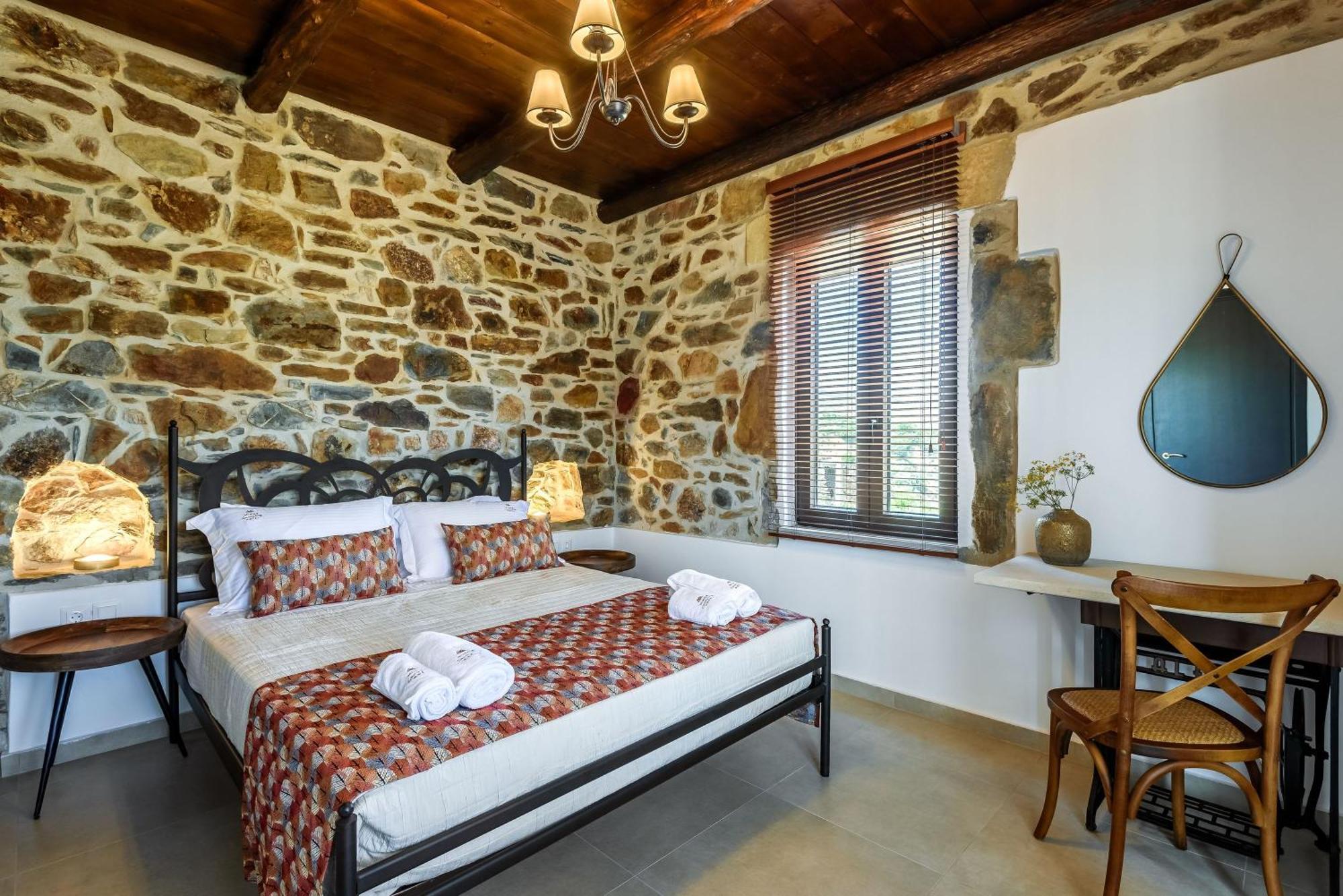 Minos Country Living Apartments Agriles ภายนอก รูปภาพ