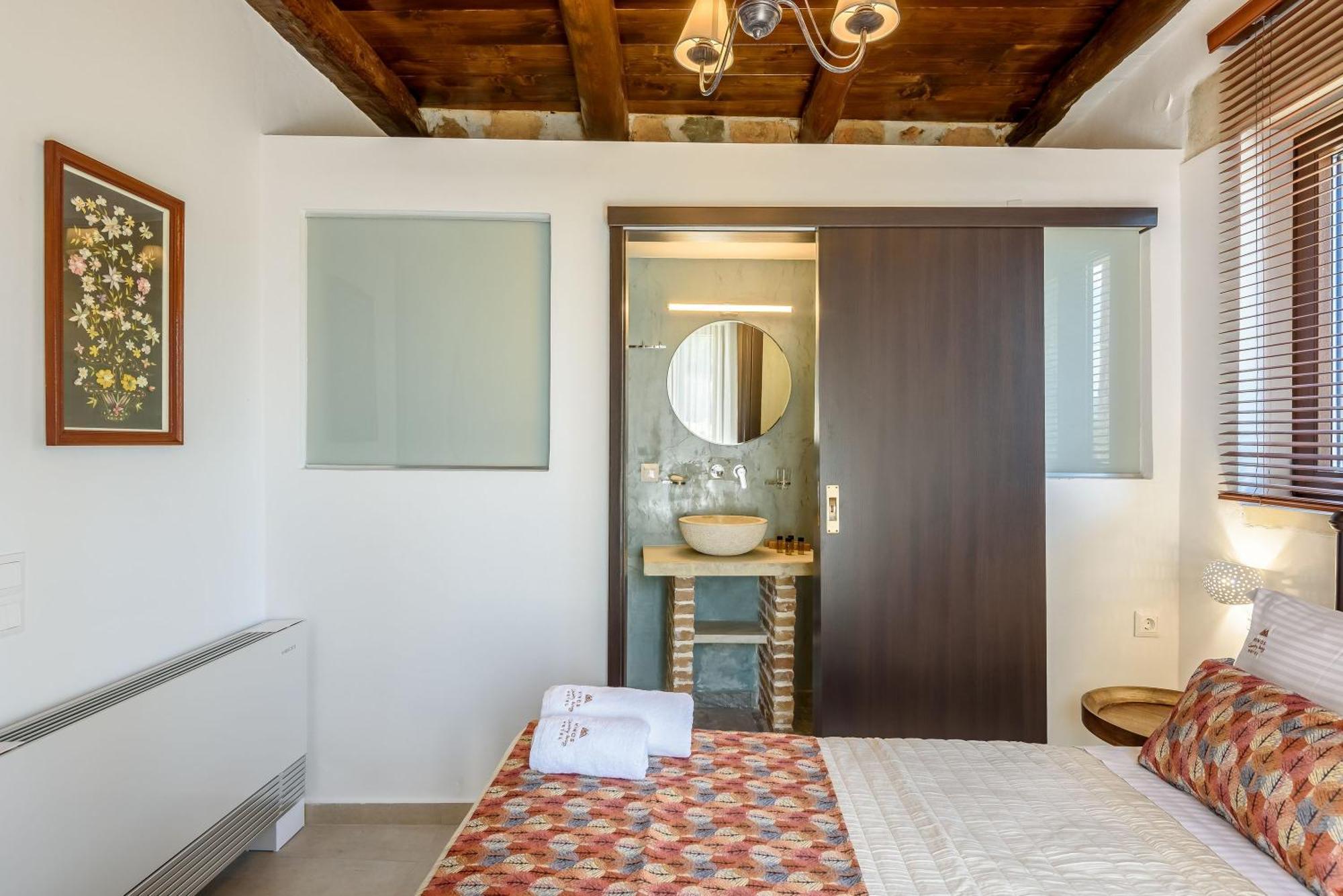 Minos Country Living Apartments Agriles ภายนอก รูปภาพ