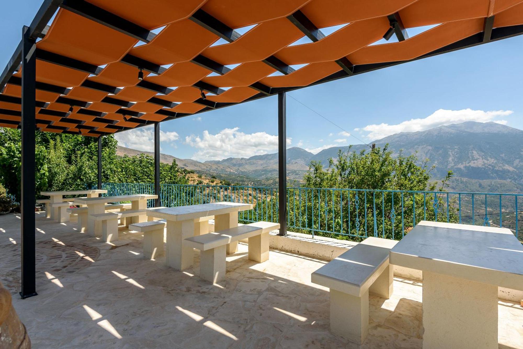 Minos Country Living Apartments Agriles ภายนอก รูปภาพ